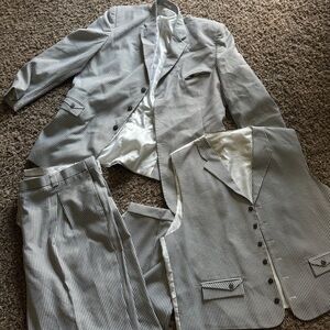 Classic Striped Men’s Suit Set — Falcone